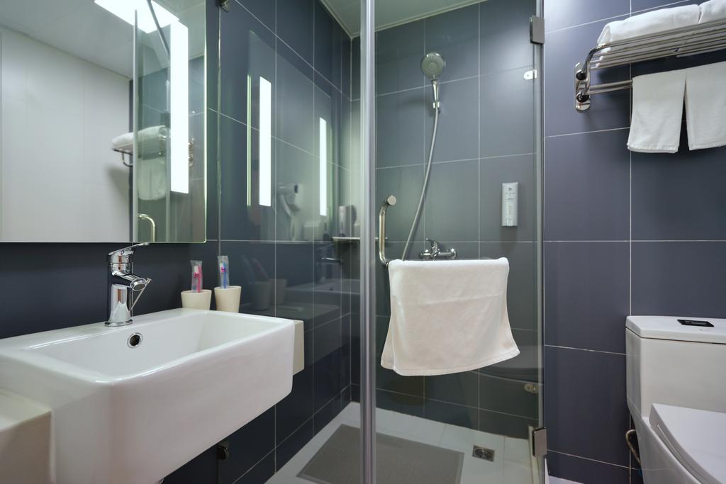 Hanting Hotel Shanghai Xiangyang Road Eksteriør bilde